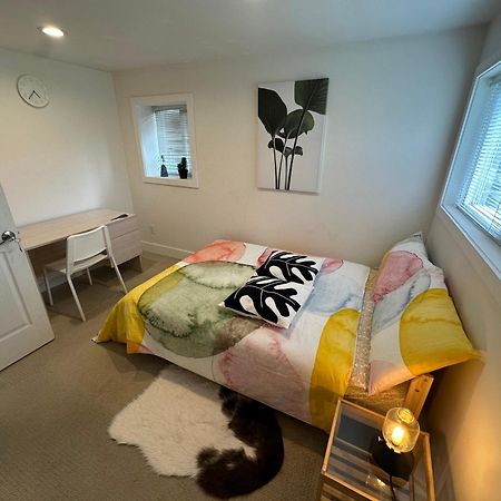 Private Room In A Shared House Vancouver Exterior foto